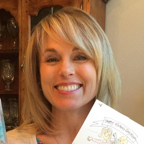 Meet your Posher, Allison - Picture 1 of 1